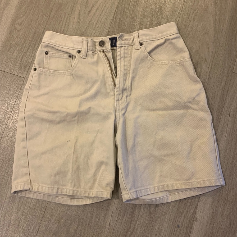Gap Shorts